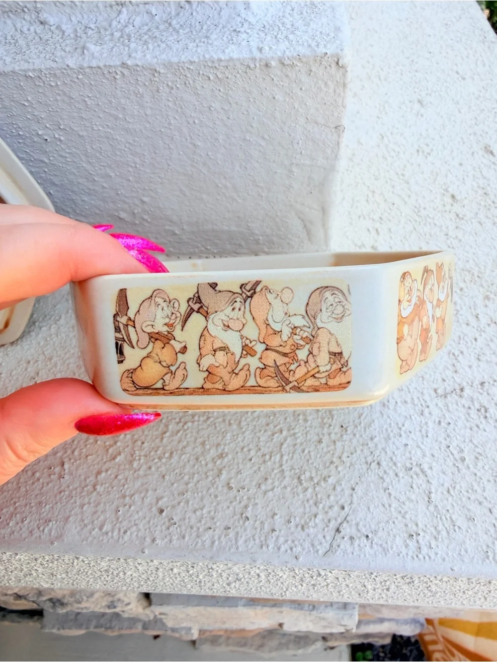 Walt Disney Snow White & Seven Dwarfs 70th Anniversary Porcelain Trinket Box